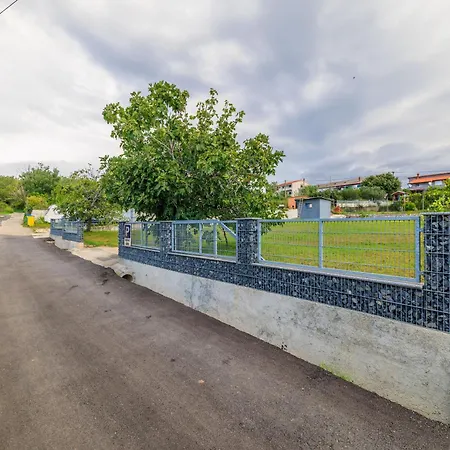 Апартаменты Stefica Лопар