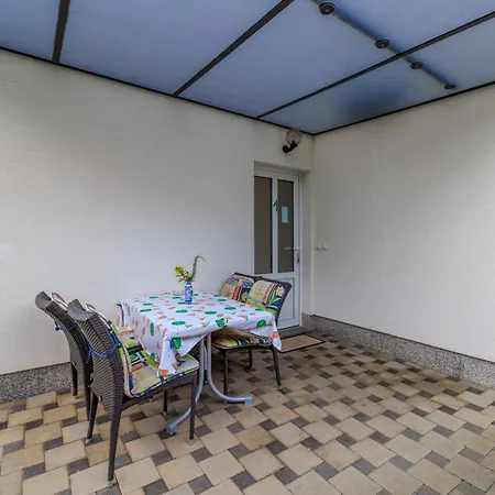 Stefica Апартаменты Лопар