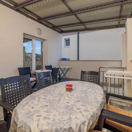 Stefica ロパール